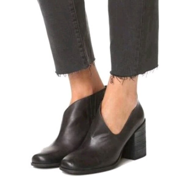 Free People Shoes - Free People Booties Ankle Boots Terrah Leather Chunky Heel Pull Slip On Black 41